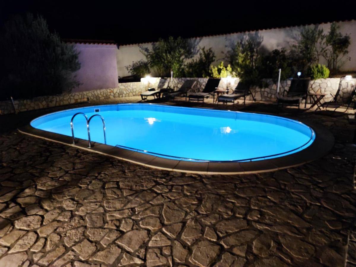 Apartmani Sabira Novi Vinodolski Esterno foto