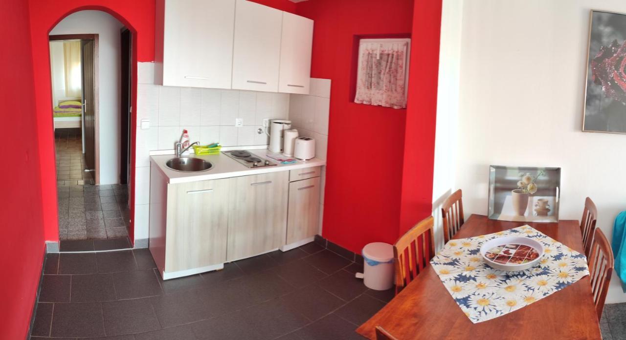 Apartmani Sabira Novi Vinodolski Esterno foto