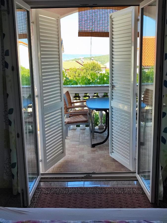Apartmani Sabira Novi Vinodolski Esterno foto