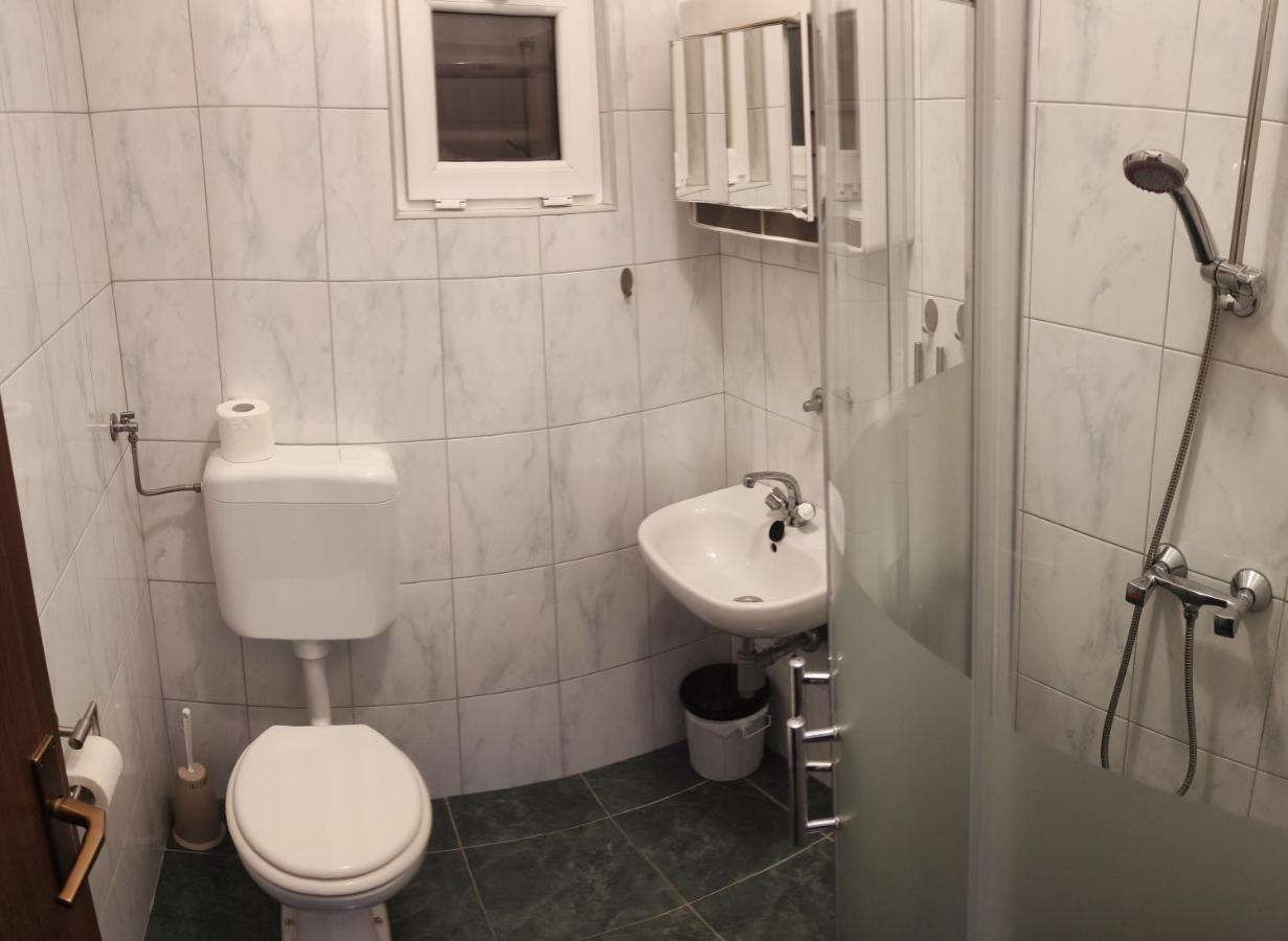 Apartmani Sabira Novi Vinodolski Esterno foto