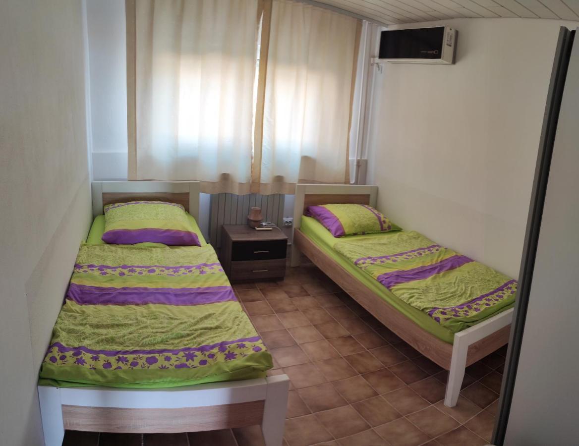 Apartmani Sabira Novi Vinodolski Esterno foto