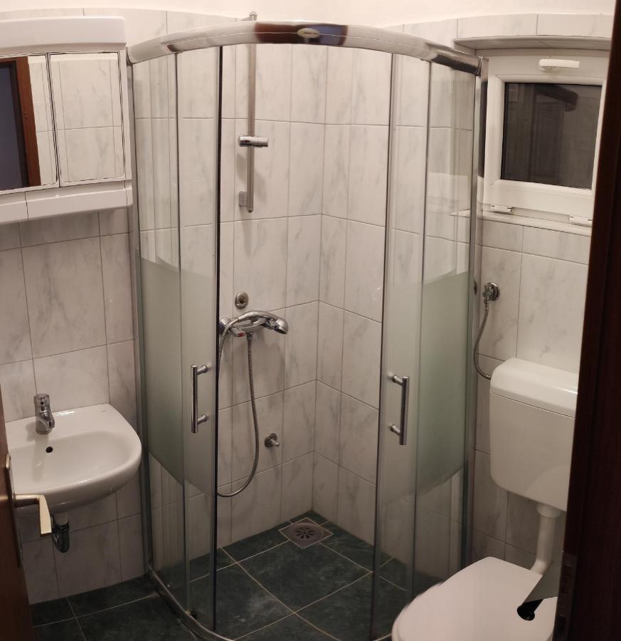 Apartmani Sabira Novi Vinodolski Esterno foto