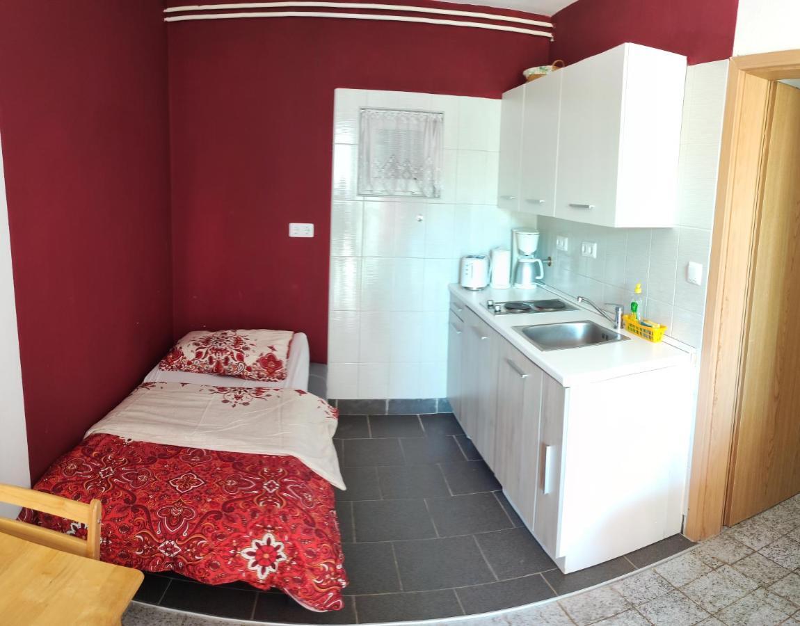 Apartmani Sabira Novi Vinodolski Esterno foto