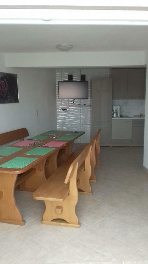 Apartmani Sabira Novi Vinodolski Esterno foto